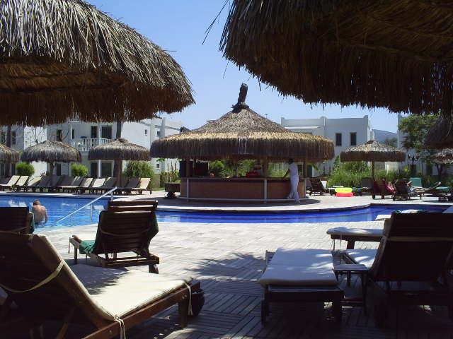 relax havuzun barı